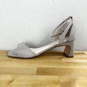 Touch Ups Benjamin Walk Champagne Glitter Lilibet Block Heel Sandal Size 10 WIDE